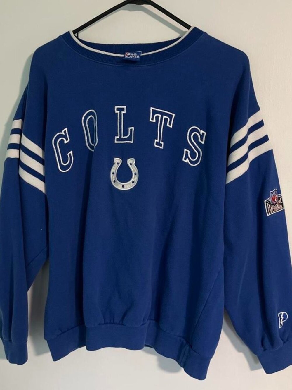 Size Medium Vintage NFL Indianapolis Colts Blue Crewneck